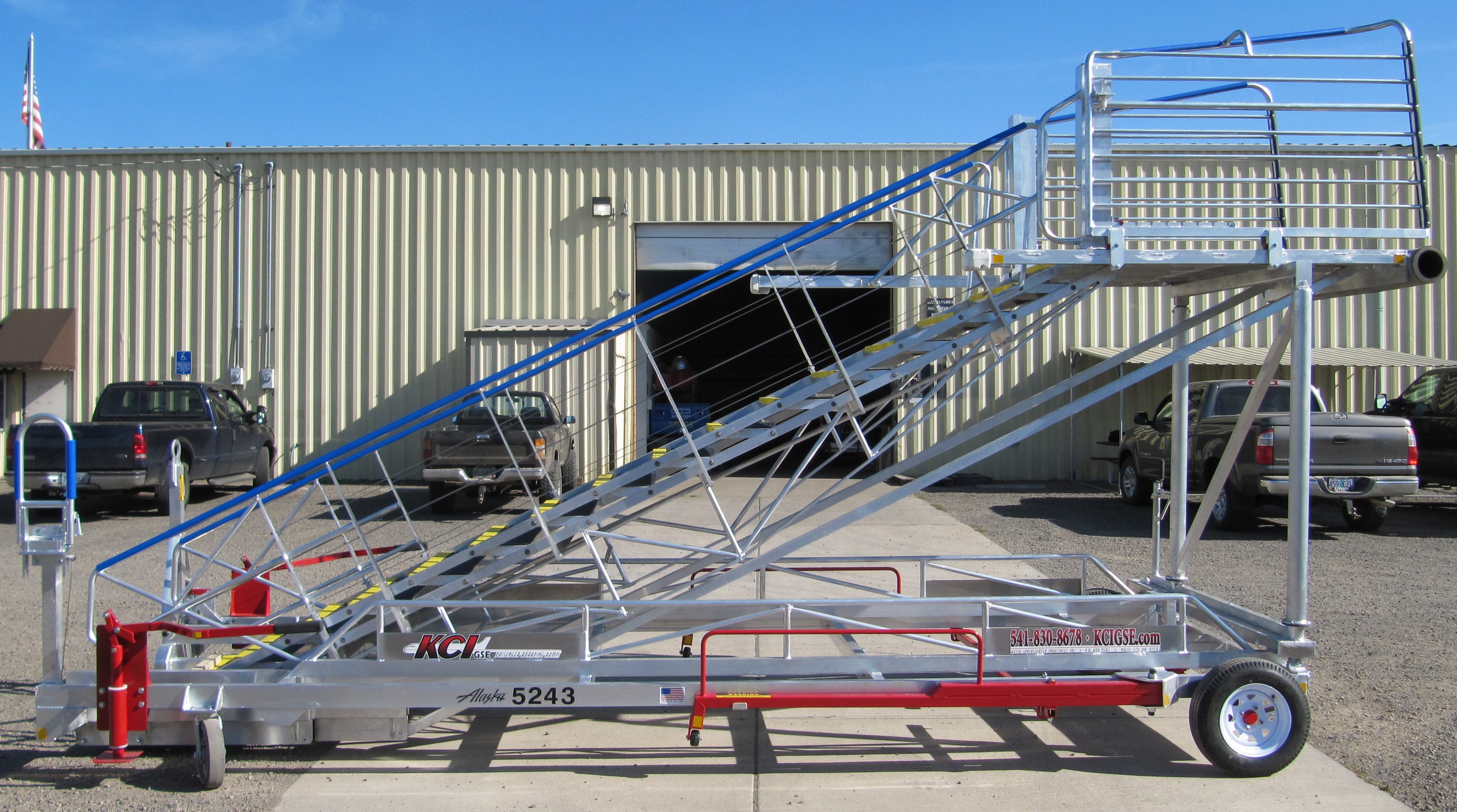 PXO Express Passenger Boarding Stairs KCI Turboway